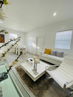Modern & New,Excellent Location Miami